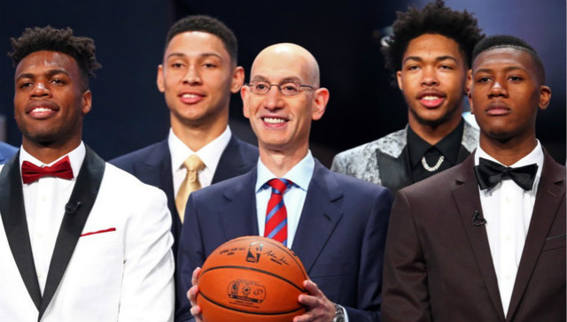 记者：明天青岛西海岸代理主帅毛雷尔携里切利参加赛前发布会