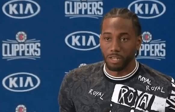 肚子略大，球迷质疑姆伯莫身体状态，随后阿莫林给予后者支持