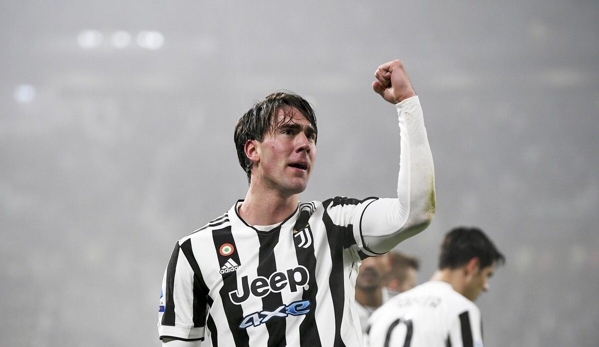 欧冠-梅西姆皇2射2传!内马尔建功 巴黎7-2狂胜出线