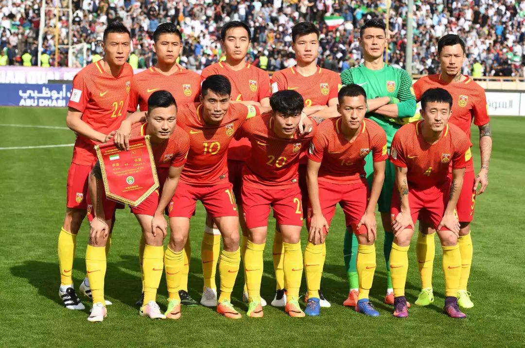 凯文-麦卡利斯特：当然想参加世界杯，阿根廷右后卫竞争很激烈