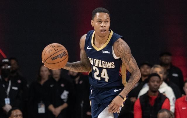 鲁本·阿莫林的曼联体系为何在边翼卫位置频频受阻？危机或将进一步加剧！