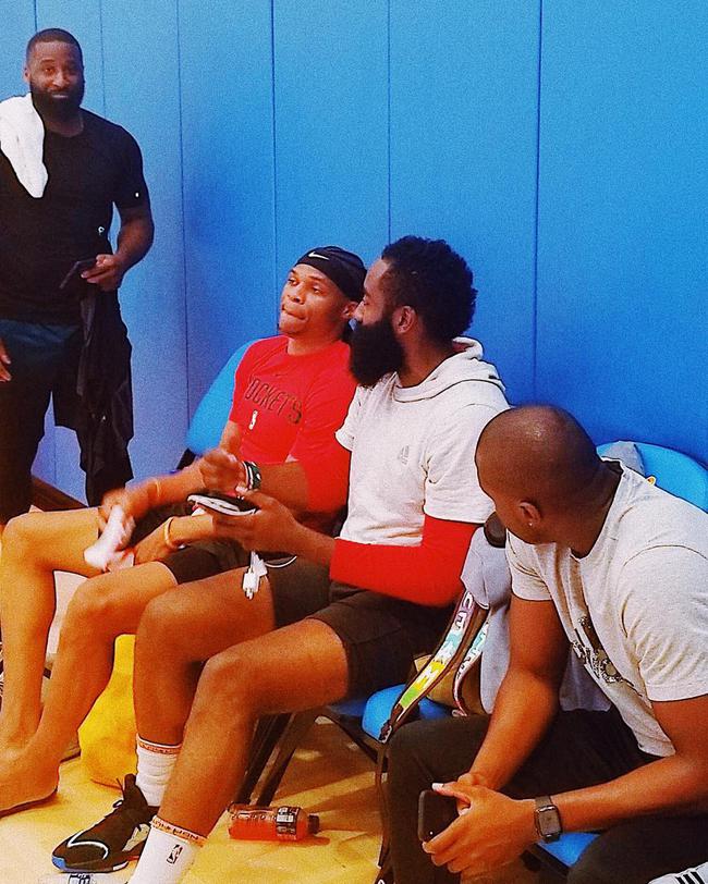 TA分析保罗5个潜在下家：独行侠&狼&魔术&鹰&熊在列